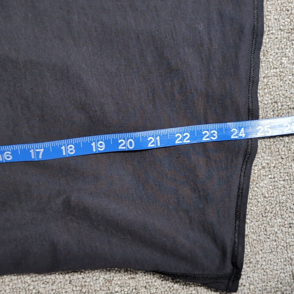 Lululemon Lightweight Split-Back Training Tank To… - image 8